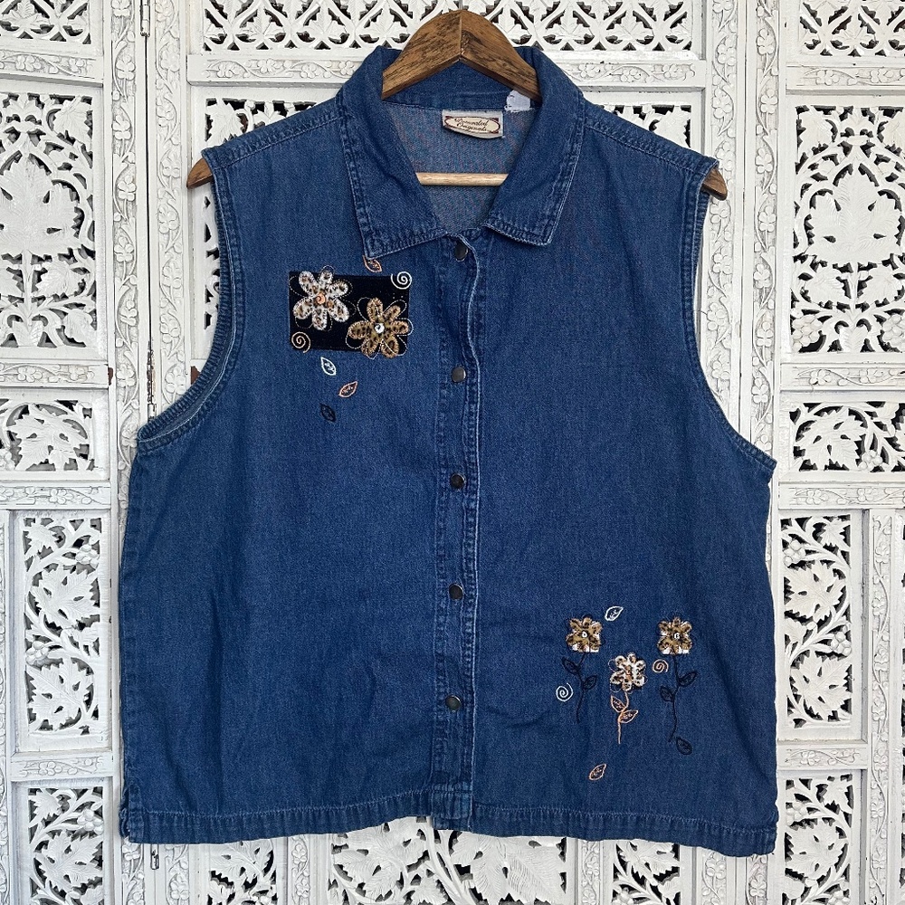 Vintage Blue Button Up Collared Sleeveless Vest With Floral Cheetah Print Detail